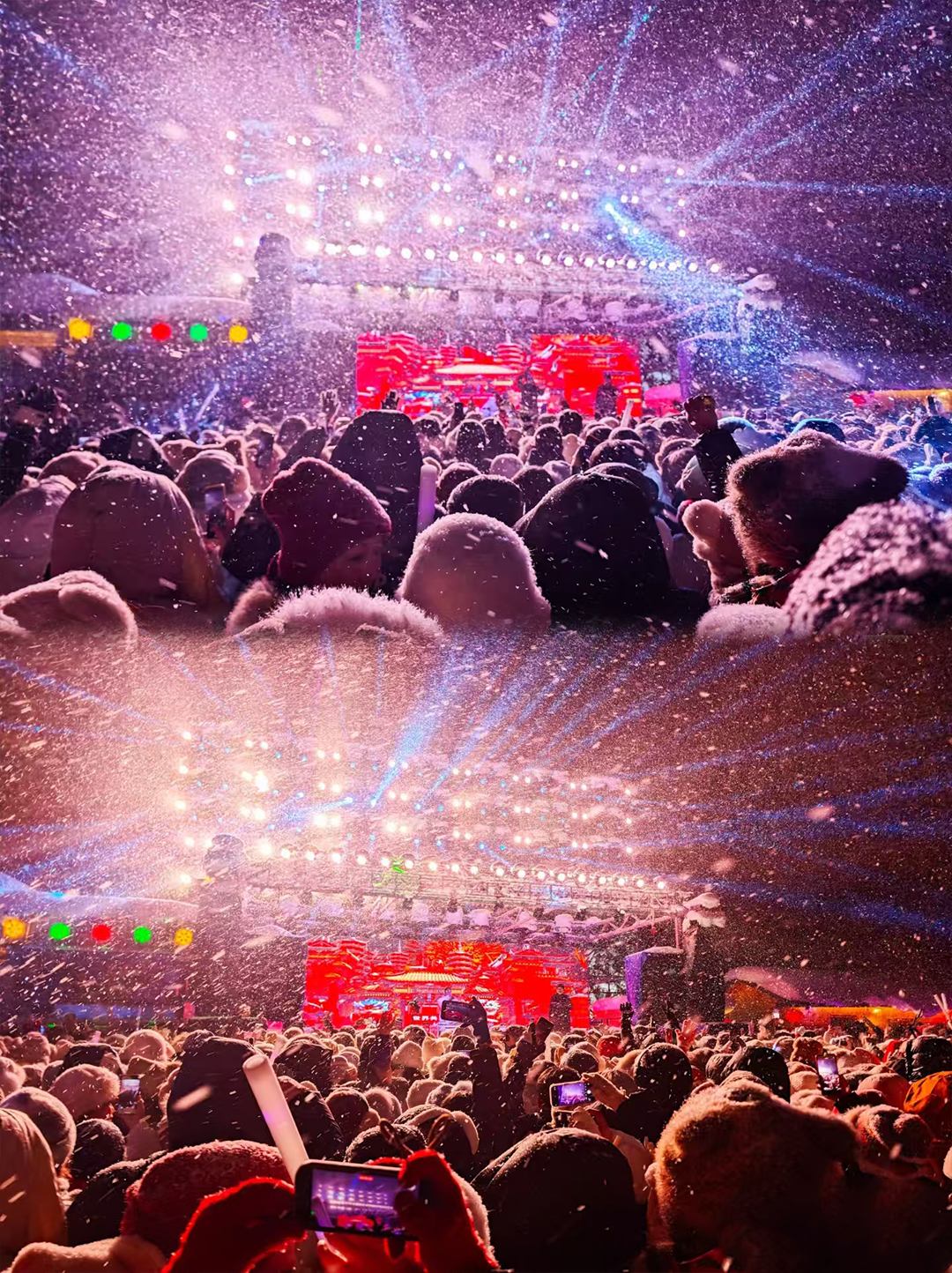 Giant snow sculptures at Sun Island